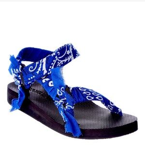 Arizona Love trekky blue bandana